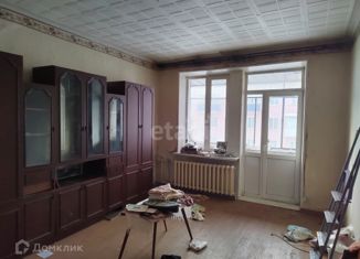 2-комнатная квартира на продажу, 49.4 м2, Троицк, проспект Строителей, 15