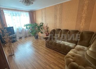 Продажа 3-комнатной квартиры, 72 м2, Псковская область, Запрудная улица, 16
