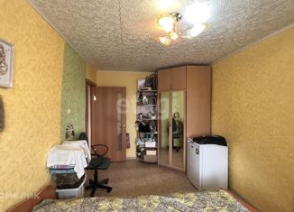 Продам трехкомнатную квартиру, 59.6 м2, Свердловская область, улица Логинова, 36