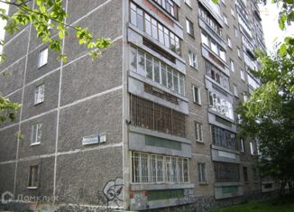 Сдается однокомнатная квартира, 35 м2, Екатеринбург, улица Чкалова, 121, улица Чкалова