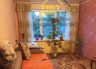 Продажа трехкомнатной квартиры, 63 м2, Челябинская область, улица Молодогвардейцев, 26