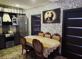 Продам 3-комнатную квартиру, 59.9 м2, Нальчик, улица Щаденко, 26, район Стрелка