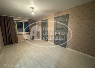 Продам четырехкомнатную квартиру, 61.7 м2, Добрянка, улица Копылова, 67