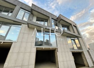 Продается таунхаус, 200 м2, село Высокое, улица Туманяна