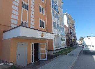 Сдаю однокомнатную квартиру, 36 м2, Крым, Тепличная улица, 22к1