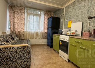 Продам 1-комнатную квартиру, 41 м2, Краснодарский край, Волжская улица, 32