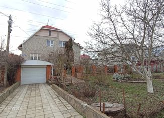 Продам дом, 283 м2, станица Гостагаевская, улица Механизаторов, 32