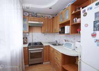 Продаю 3-комнатную квартиру, 55.2 м2, Омск, улица Николая Зенькова, 2