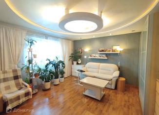 Продам трехкомнатную квартиру, 67.2 м2, Екатеринбург, улица Сулимова, 30