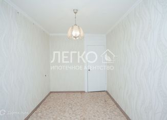 Продам двухкомнатную квартиру, 43.8 м2, Новосибирск, улица Крылова, 41