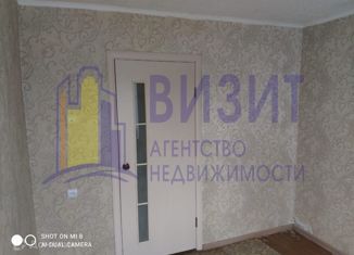 Продаю двухкомнатную квартиру, 37.5 м2, Нижнекамск, улица Гагарина, 1