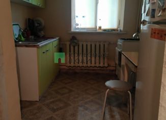 Продается двухкомнатная квартира, 44 м2, Киров, улица МОПРа, 3, Нововятский район