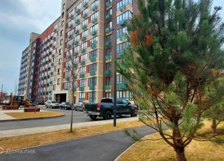 Продаю 3-ком. квартиру, 92.7 м2, посёлок Знаменский, Природная улица