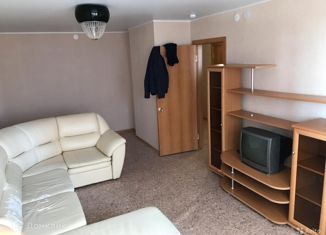 Сдача в аренду 1-ком. квартиры, 43 м2, Казань, улица Виктора Сажинова, 2/12