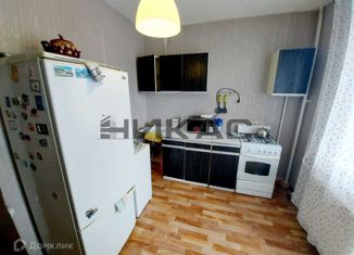 Сдается в аренду однокомнатная квартира, 40 м2, Ярославль, улица Академика Колмогорова, 14, жилой район Сокол
