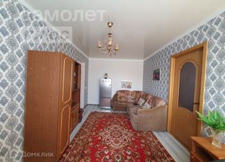 Продам 2-ком. квартиру, 45 м2, Тимашевск, микрорайон Индустриальный, 19
