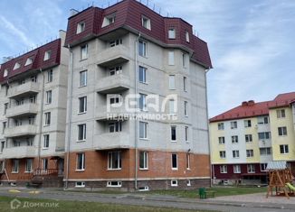 Продаю 3-комнатную квартиру, 99 м2, Шлиссельбург, улица Чекалова, 47