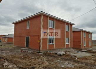 Продаю таунхаус, 100 м2, деревня Куюки, улица 27-й Квартал