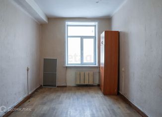 Продам комнату, 15.9 м2, Новокузнецк, Ленинградская улица, 40