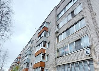 Продается 1-комнатная квартира, 32.5 м2, Кировская область, улица Кирова, 55