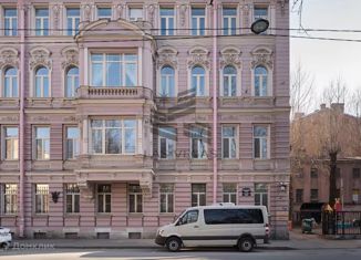 Аренда 1-комнатной квартиры, 64 м2, Санкт-Петербург, улица Радищева, 10