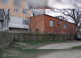 Продажа 5-комнатной квартиры, 221 м2, Хасавюрт, улица Батырмурзаева, 3