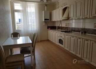 Аренда 3-комнатной квартиры, 100 м2, Севастополь, улица Колобова, 34/2, ЖК Каскад