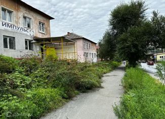 Продам 2-комнатную квартиру, 40 м2, Владивосток, улица Никифорова, 51, Первомайский район