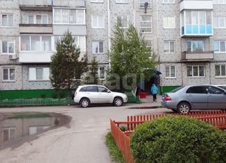 3-комнатная квартира на продажу, 57 м2, рабочий посёлок Таврическое, Советская улица, 35