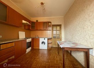 Продаю двухкомнатную квартиру, 45.8 м2, Рязанская область, улица Зубковой, 33