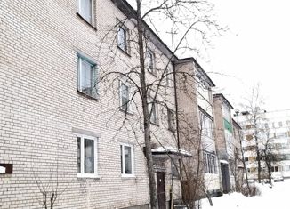 Продается 2-ком. квартира, 52.7 м2, деревня Лесколово, Красноборская улица, 9