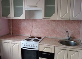 Сдам в аренду 2-ком. квартиру, 55 м2, Георгиевск, улица Говорова