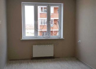 Продаю однокомнатную квартиру, 35 м2, посёлок Российский, улица имени В.М. Комарова, 21Б