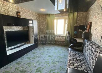 Продается 3-ком. квартира, 63.9 м2, Новосибирск, улица Родники, 3, улица Родники
