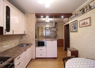 Продается 3-комнатная квартира, 71.4 м2, Барнаул, Новгородская улица, 14, Индустриальный район