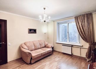Продажа двухкомнатной квартиры, 40 м2, Москва, улица Багрицкого, 1, метро Кунцевская