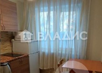 Сдам 1-комнатную квартиру, 30 м2, Новосибирск, улица Челюскинцев, 38, метро Красный проспект