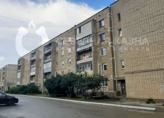 Продажа 2-комнатной квартиры, 46 м2, Невьянск, улица Матвеева, 30