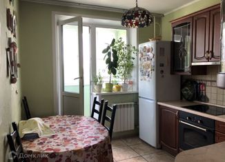 Продажа 3-ком. квартиры, 82.4 м2, Москва, Южнобутовская улица, 17, метро Бульвар Адмирала Ушакова