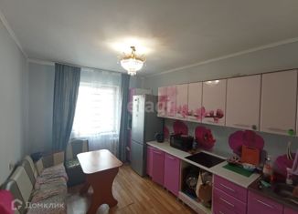 Сдаю 3-ком. квартиру, 84.6 м2, Владивосток, Русская улица, 57Ж, Советский район