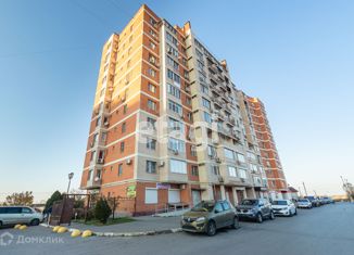 Продажа четырехкомнатной квартиры, 111 м2, Батайск, улица Половинко, 280