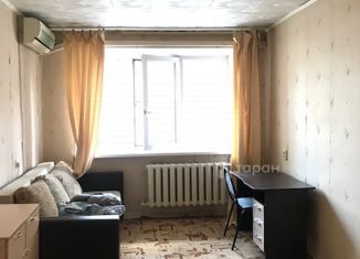 2-комнатная квартира в аренду, 45 м2, Челябинск, улица Энгельса, 38, Центральный район