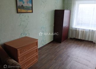 Продаю 1-комнатную квартиру, 31 м2, Волгоград, улица Дзержинского, 51А