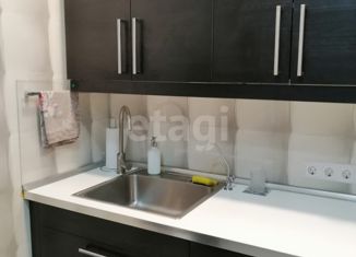 Продажа 3-комнатной квартиры, 83 м2, Среднеуральск, улица Парижской Коммуны, 10