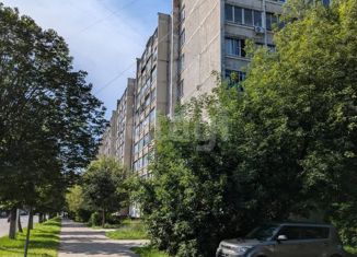 Продаю 3-ком. квартиру, 68.7 м2, Тверь, улица Горького, 108