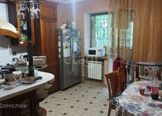 Продается трехкомнатная квартира, 119.5 м2, Новосибирск, улица Ломоносова, 68, улица Ломоносова
