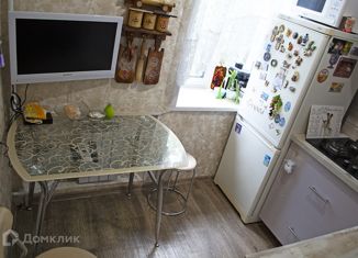 Двухкомнатная квартира на продажу, 42 м2, Екатеринбург, Карельская улица, 70, Карельская улица
