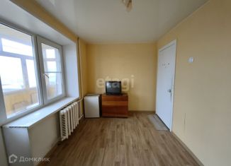 Сдам в аренду 3-комнатную квартиру, 52 м2, Волхов, улица Кирова, 26