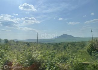 Продам земельный участок, 5 сот., станица Суворовская, улица Карла Маркса, 1В