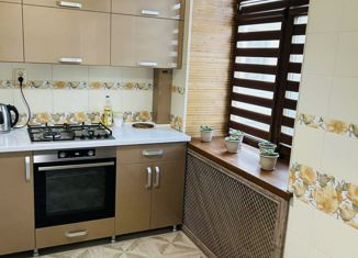 Продажа 3-ком. квартиры, 60.8 м2, Красноперекопск, улица Чапаева, 17
